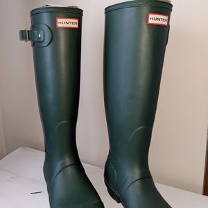 Hunter Tall Green Boots Size 9